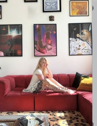trans girl CelineDijjon 7086790