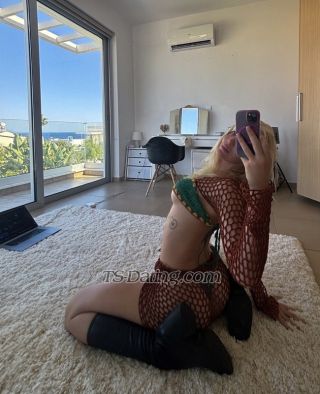 trans girl CelineDijjon 7087463