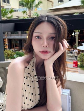 trans girl Celinejohson 3508074