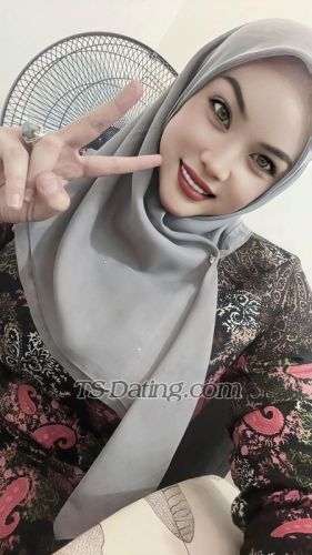 trans girl CgNurFieQa 8247173 trans girl CgNurFieQa 8247173