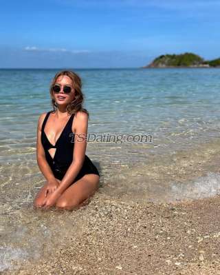 trans girl Cherrymae101 0987068 trans girl Cherrymae101 0987068