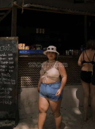 trans girl Chubbybunny 3789606