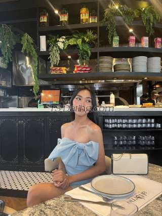 trans girl ClassyAriana 5780392