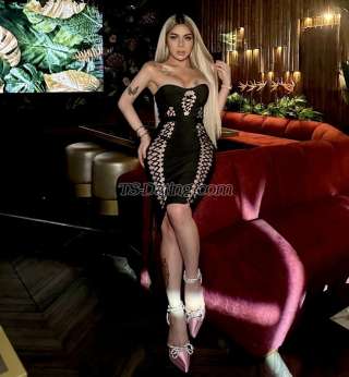 trans girl Classyluna 8066217