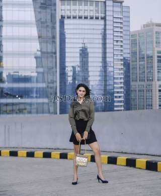 trans girl CllaraBella 0226394 trans girl CllaraBella 0226394