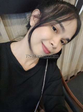 trans girl Creemmy 9675008 trans girl Creemmy 9675008