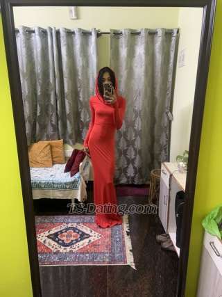 trans girl CruellaDevil 1879824