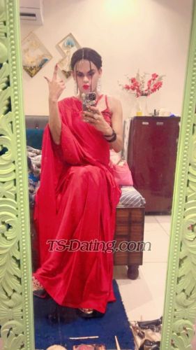 trans girl Cutejuliee 1829435