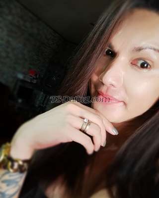 trans girl Czarina 8873780