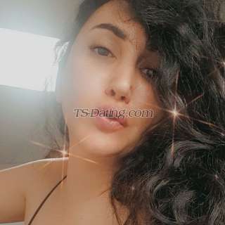 trans girl cerine 7867692