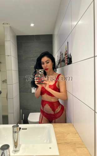 trans girl DALMATS 4045139