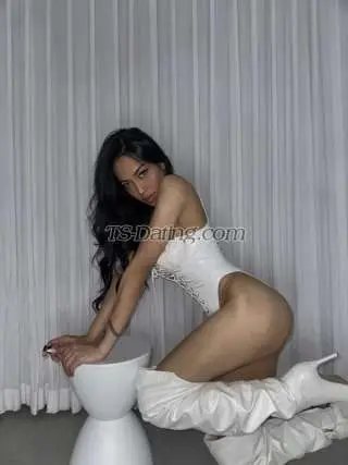 Shemale DEMI 9123093 Shemale DEMI 9123093