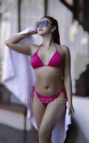 trans girl Daniellaestel 8871387