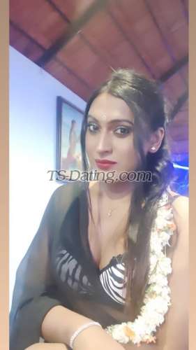trans girl Deksha 0141035 trans girl Deksha 0141035