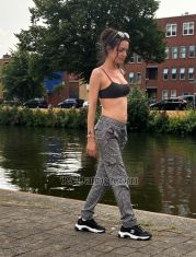 Denizzzz Den Haag Transex I prefer calm, clean and respectful meetings. Hygiene and
seriousness are very important to me. I communicate with
people who know what they want and value quality time.
Inappropriate, disrespectful or insistent messages will not
be answered. Mutual understanding and clear communication
are my priorities.