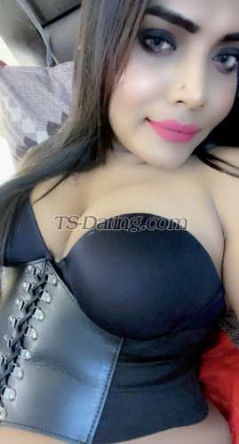 trans girl DesireQueen 1525843