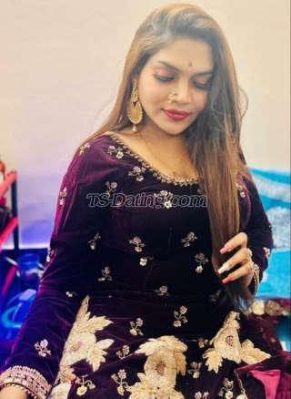 trans girl DesireQueen 5191933