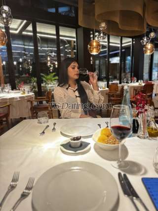 trans girl Devoraa 8763613