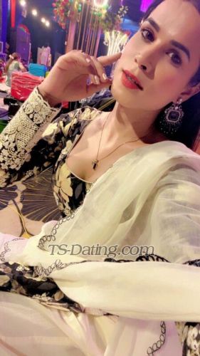 trans girl Diksha96 5115923 trans girl Diksha96 5115923