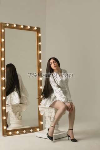 trans girl Dilka 5205903