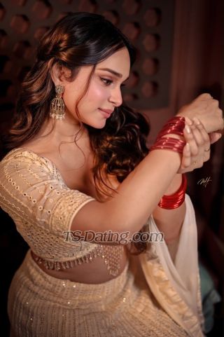 trans girl Dimplee 5003315
