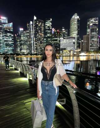 trans girl Dissara 5612095