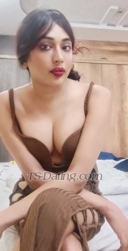 trans girl DivaSunayna 7175905