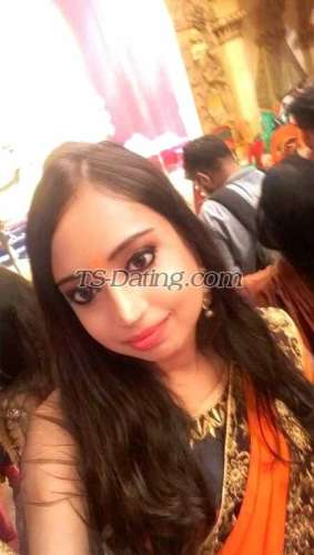 trans girl DivaSunayna 7253230