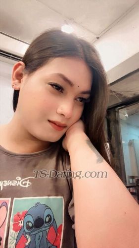 trans girl Divyaranaa 1462027