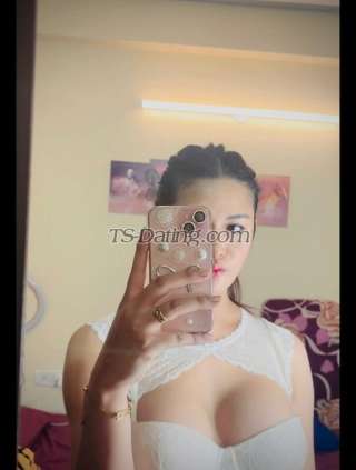 trans girl Dolly06 7938410