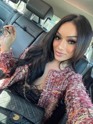 trans girl DominantQuee 2248363