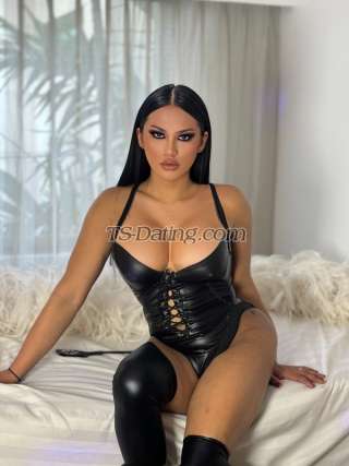 trans girl Maxinexx2525 0638044