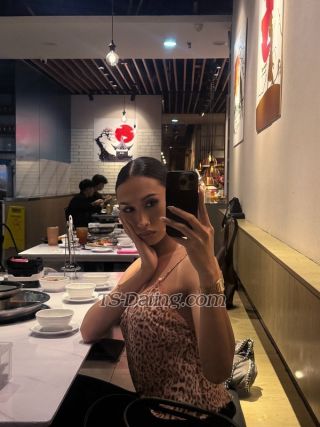 trans girl DonnaAmeraa 0640207 trans girl DonnaAmeraa 0640207