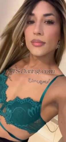 trans girl DuaMejia 1731886 trans girl DuaMejia 1731886
