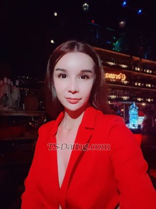 trans girl Earnearn26 0930830 trans girl Earnearn26 0930830