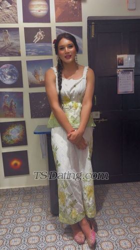 trans girl Elenatrans girl 6108990