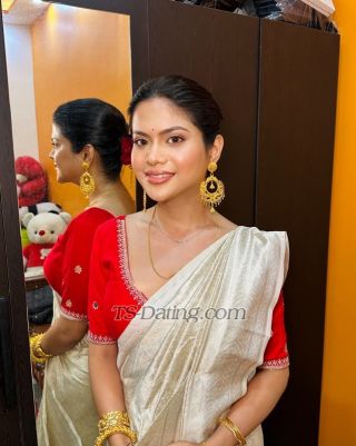 trans girl Emergencyquen 7629585 trans girl Emergencyquen 7629585