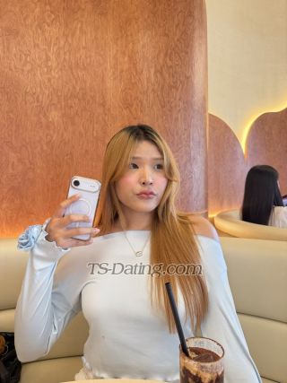 trans girl Emily45334 8669595 trans girl Emily45334 8669595