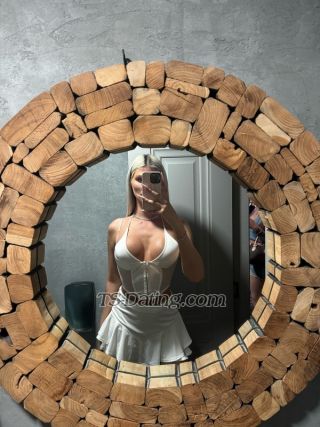 trans girl EmmaXo 5775263