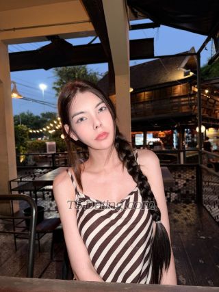 trans girl Emmylie 6059180