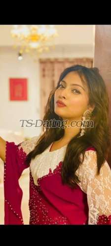 trans girl EshaaS 9038243