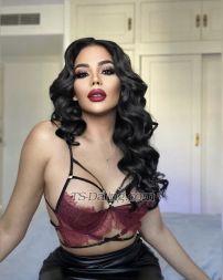 Estefania94 Marbella Transex Hallo zusammen! Ich bin Estefanía Bracamontes, exquisite venezolanische Göttin, ich präsentiere mich vor Ihnen. Meine Persönlichkeit ist eine faszinierende Mischung aus Neugier, Kreativität und Authentizität und ich freue mich, ein wenig von meiner Essenz mit Ihnen zu teilen. Neugier ist ein grundlegender Teil meines Lebens. Ich bin immer auf der Suche nach etwas Neuem, erkunde neue Orte und treffe interessante Menschen. Ich glaube, dass Wissen und Abenteuer vor mir liegen. Kreativität ist meine Ausdrucksform. Authentizität ist einer meiner wichtigsten Werte. Ich schätze Aufrichtigkeit und Transparenz bei allem, was ich tue, und glaube, dass es der Schlüssel zum Aufbau authentischer Verbindungen ist, man selbst zu sein...!! Kontaktieren Sie mich und lassen Sie uns Momente voller Neugier und Kreativität teilen! INSTAGRAM @Estefania.Bracamontes Klimatisierter Boden Begleitperson bei Abendessen und VIP-Plätzen Wagen Sie es, ein unvergessliches Erlebnis zu erleben Ich betreue keine Paare Ich bediene keine Frauen Geringgebildete Menschen, nur interessierte und zahlungsfähige Menschen sollten sich enthalten.