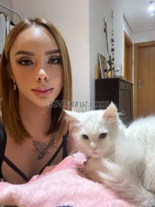 trans girl KimzyEvans 0753478 trans girl KimzyEvans 0753478