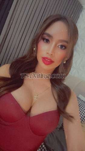 trans girl EllisSamson 1626285