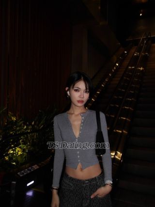 trans girl Faceliufx 3937755