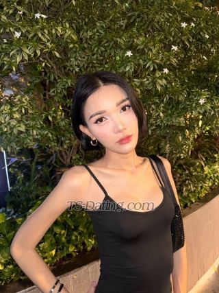 trans girl Faceliufx 8132706