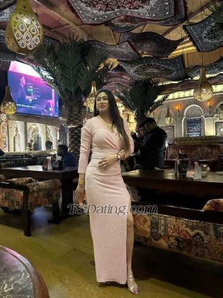 trans girl Fahaaam25 8797621