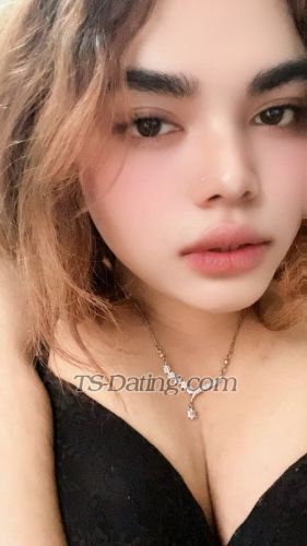 trans girl Faizanoor 2956085