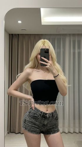 trans girl Fangya 4883326