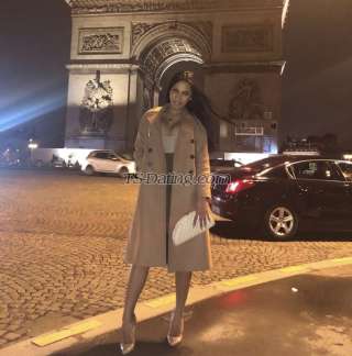 trans girl FaraHudson 0016702 trans girl FaraHudson 0016702